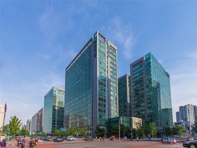 郑州LED玻璃幕墙屏订制